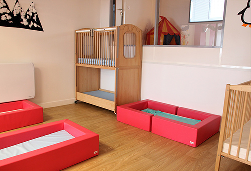 Crèche Carrousel et calins Brétigny bouget - dortoir